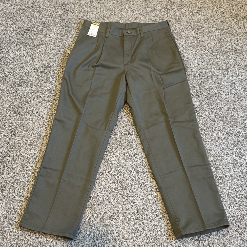 Rustler 36x30 Double Pleat Khakis Pants Green Wrinkle Resistant Work Office